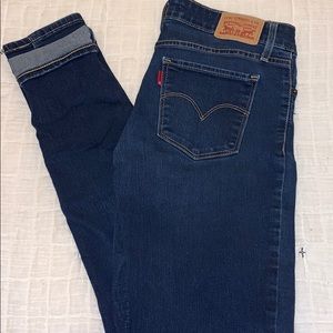 Size 26, Levi’s 711 Skinny Jeans